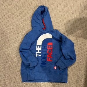 Women’s L North Face Hoodie.